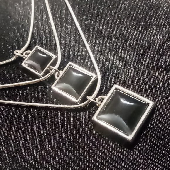 3 Layered Black Pendant & Silver Necklace Snake Chain. - Picture 3 of 4